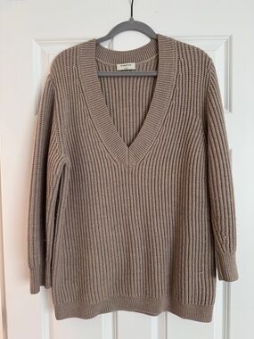 Babaton Taupe Ribbed V-Neck Sweater